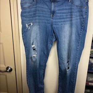 Ava & Viv Distressed Plus Jeans